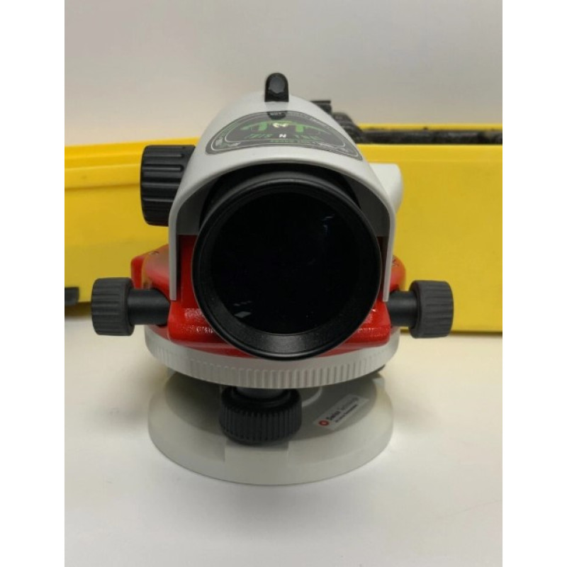 Automatic Level Leica NA730
